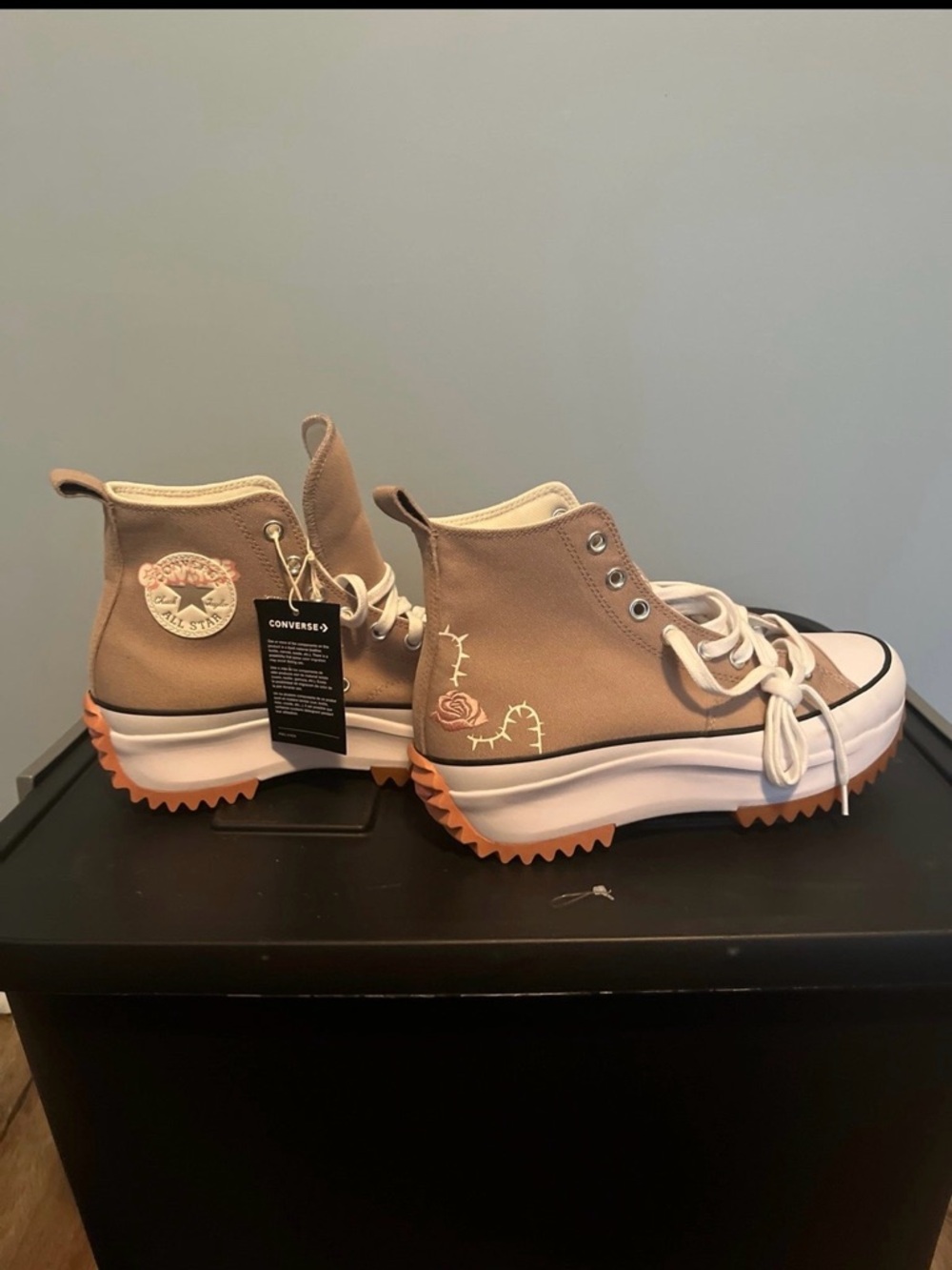 Converse Run Star Hike High Scribble! NWT! - Picture 4 of 8